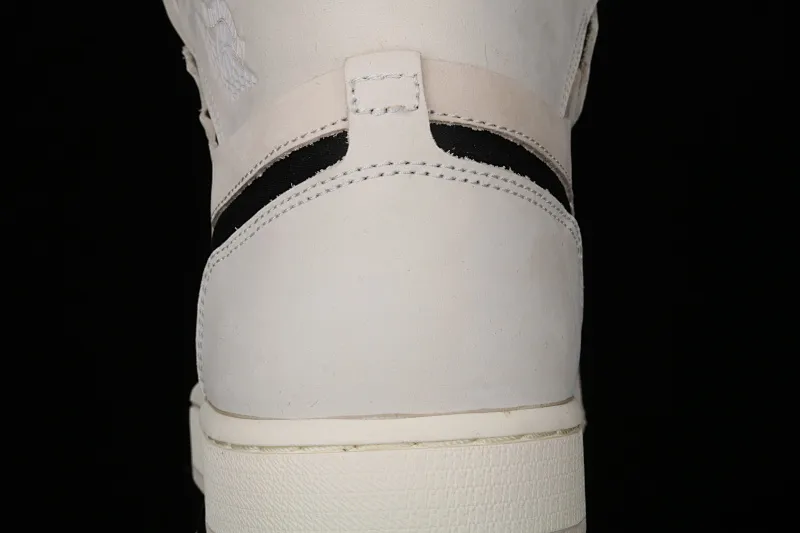 All categories Air Jordan Jordan series basketball shoes Air Jordan 1 High Special offer Air Jordan 1 Zoom Air CMFT "Summit White" AJ1 Joe 1 Pearl milk tea off-white CT0979-100
